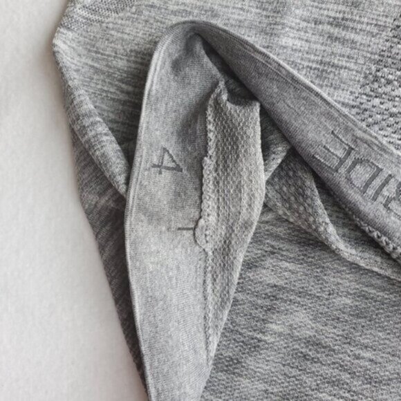 Lululemon x Peloton Heathered Grey Crew Neck Swiftly Tech Top Size 4 - Picture 8 of 9